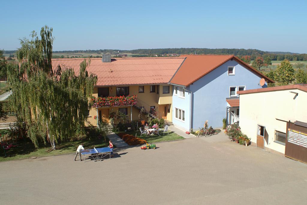 Ferienwohnung Taubertal Familie Arold Creglingen Buitenkant foto